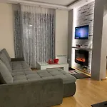 Lux Apartman Ss Zlatibor Vila Pekovic Green